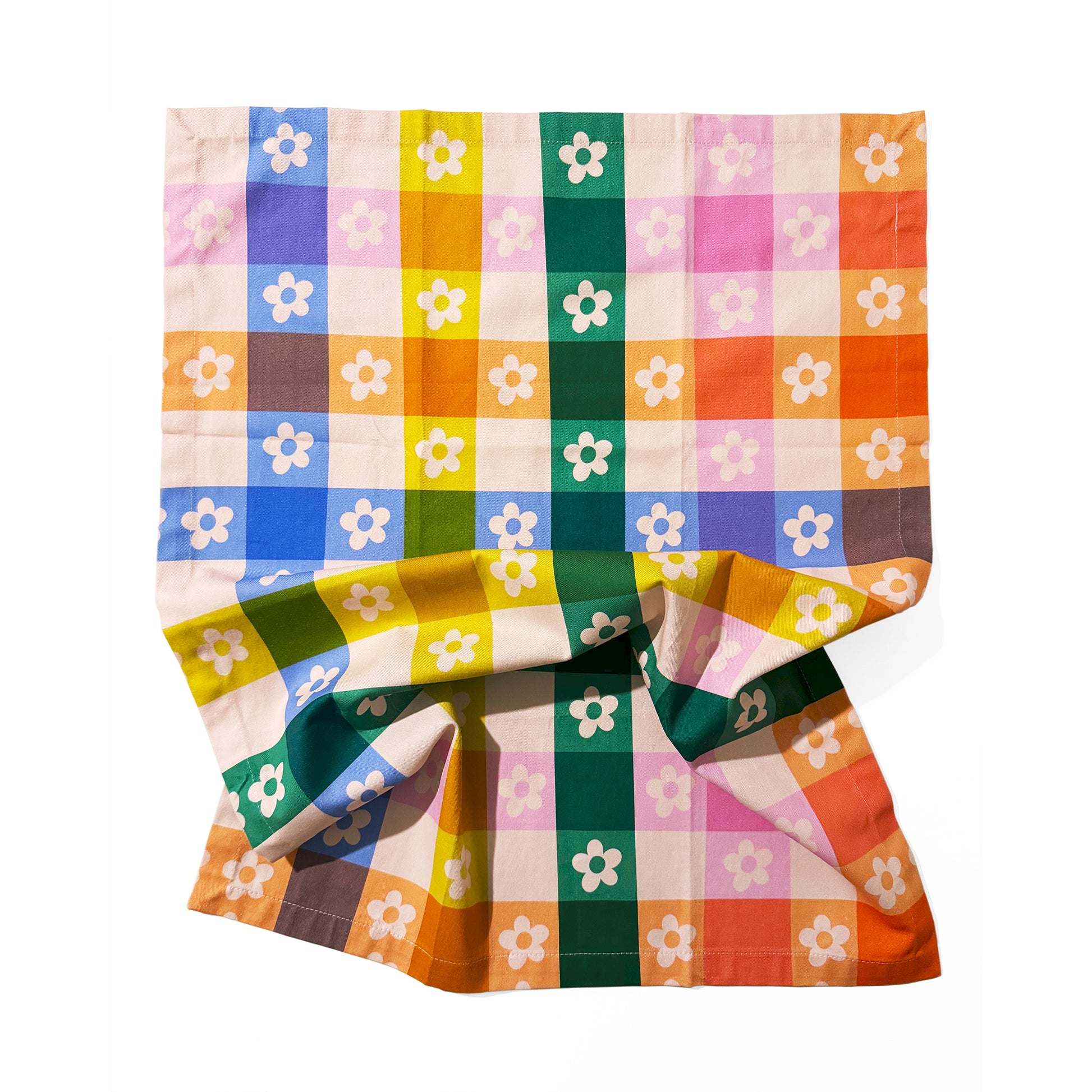 Kitchen tea towel with daisy plaid pattern and floral design